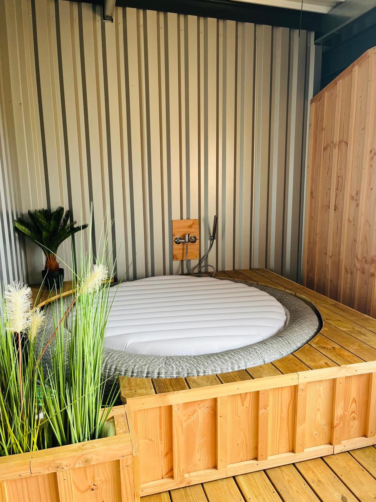 Spa مارتشيبريم المظهر الخارجي الصورة